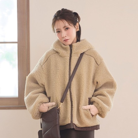 レディース　ブルゾン（yumi）