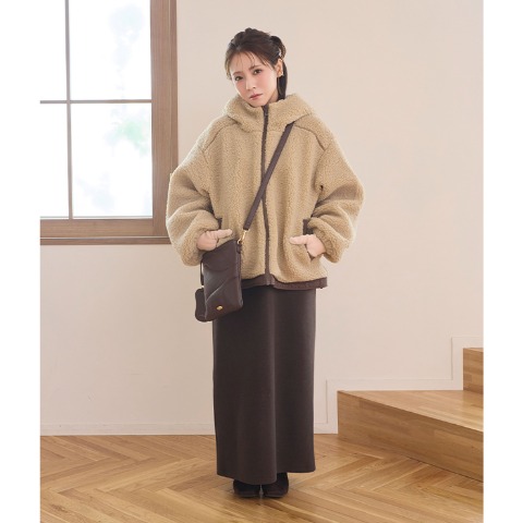 レディース　ブルゾン（yumi）