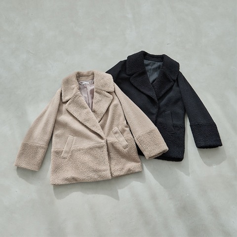 レディース　ジャケット（田中里奈）