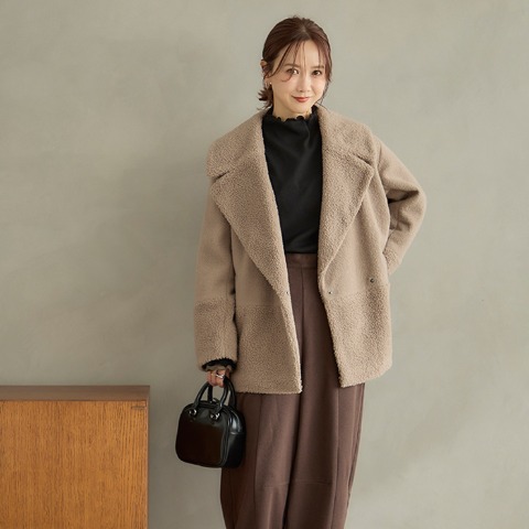 レディース　ジャケット（田中里奈）