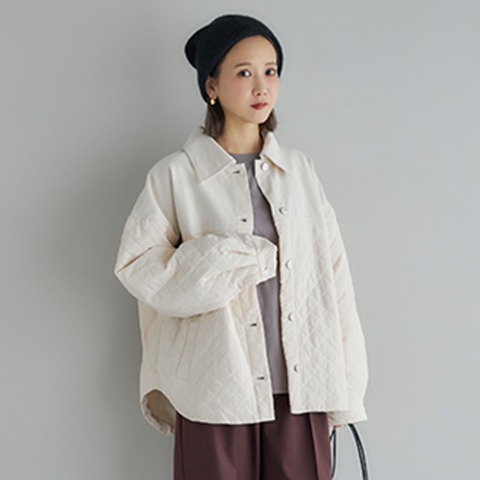 レディース　切替えジャケット（田中里奈）