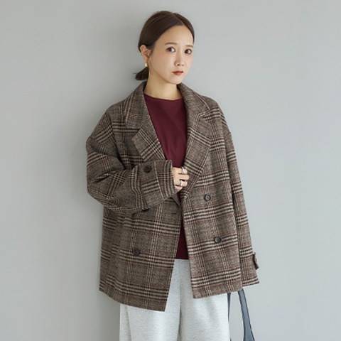 レディース　テーラードジャケット（田中里奈）