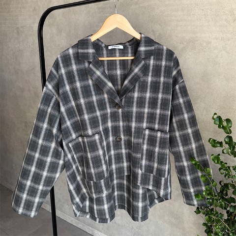 レディース　ジャケット(おなつ)