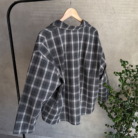 レディース　ジャケット(おなつ)