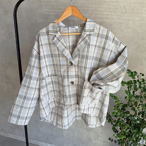 レディース　ジャケット(おなつ)