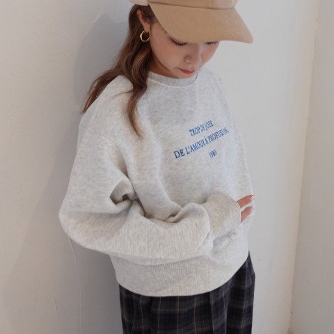レディース　フロント刺繍プルオーバー(miyu)