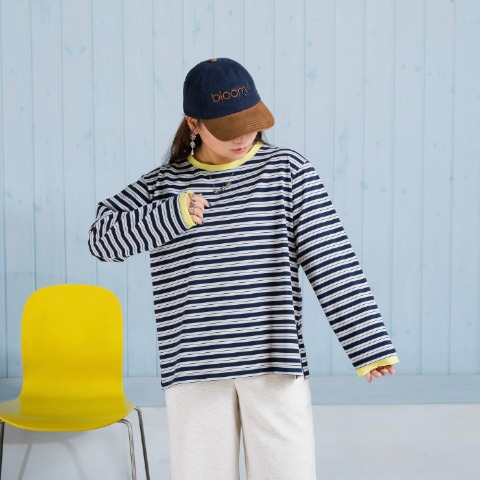 レディース　レイヤード風ボーダープルオーバー（Taiyou）