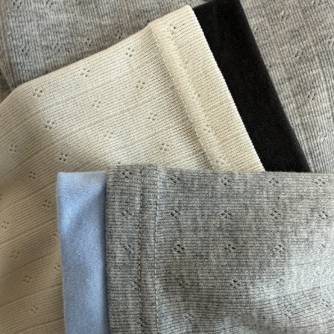 レディース　配色ヘンリーネックプルオーバー（akaru）