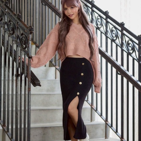 レディース　スリット金ボタンナロースカート（今井アンジェリカ）