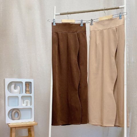 レディース　【低身長さん向け】ウェーブデザインスカート（akane）