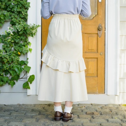 レディース　ラッフルデザインスカート（maki）