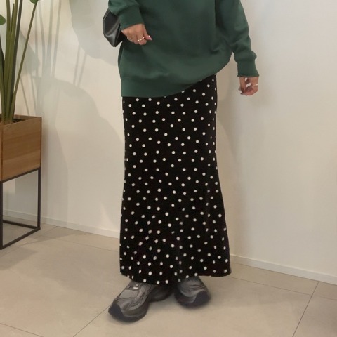 【高身長さん向け】レディース　水玉ベロアスカート（saori）