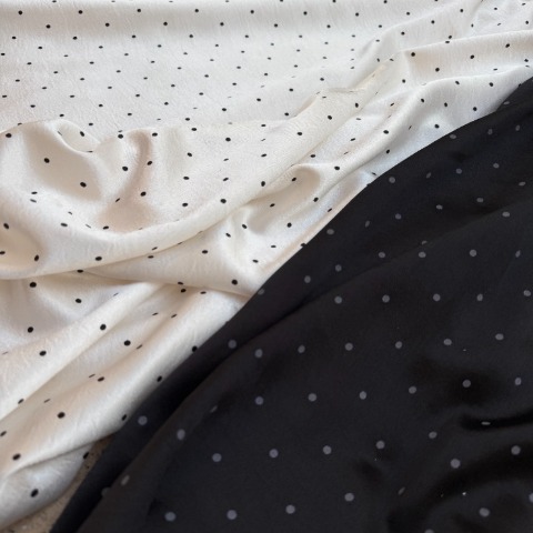 レディース　ドット柄フレアスカート（miyo）