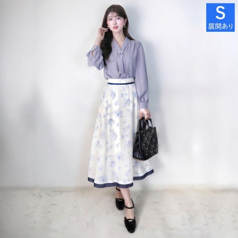 レディース　花柄フレアスカート（門脇伶奈）