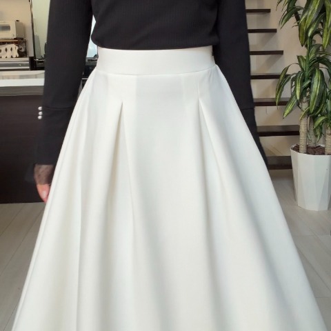 レディース　タックフレアスカート(miyo)