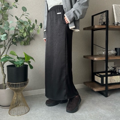 レディース　サテンフレアスカート（omi）