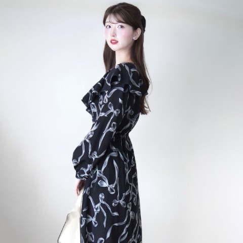 レディース　リボン柄ワンピース（門脇伶奈）