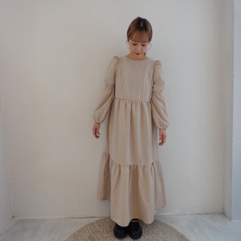 レディース　パフスリーブティアードワンピース（miyu）