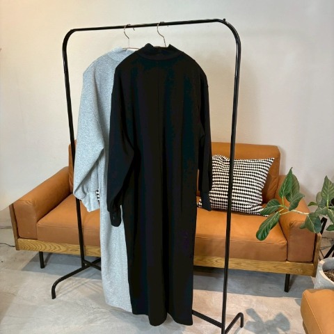 レディース　ハーフジップワンピース（NON）