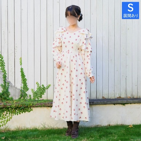 レディース　リボン×チェリープリントワンピース（maki）