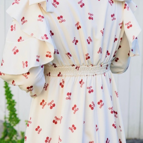 レディース　リボン×チェリープリントワンピース（maki）