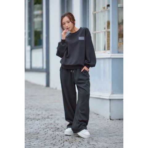 レディース　パッチ付きトレーナー（NUTS×れいたぴ）