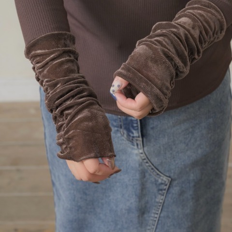 レディース　切り替えベロアプルオーバー（yuki×Taiyou）