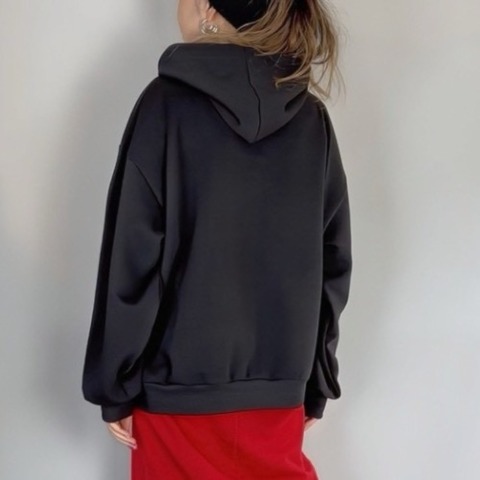 レディース　刺繍ロゴダンボールプルオーバー（NATSUMI）