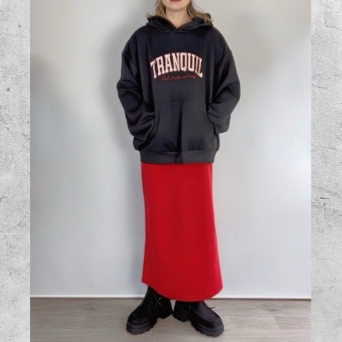 レディース　刺繍ロゴダンボールプルオーバー（NATSUMI）