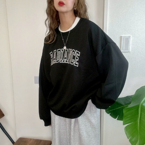 レディース　刺繍ロゴプルオーバー（NON）