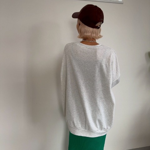 レディース　ロゴビッグシルエットプルオーバー（anna）