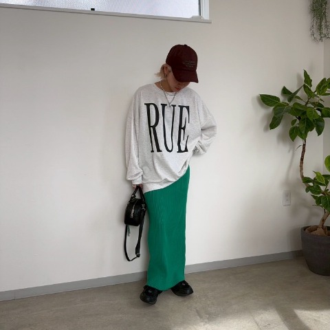 レディース　ロゴビッグシルエットプルオーバー（anna）