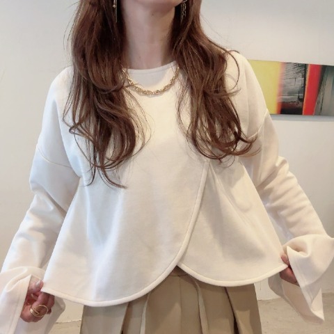 レディース　2WAYフリルプルオーバー（chico）