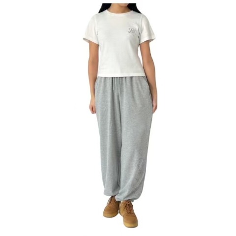 レディース　ロゴ入りコンパクトＴシャツ（yuna）