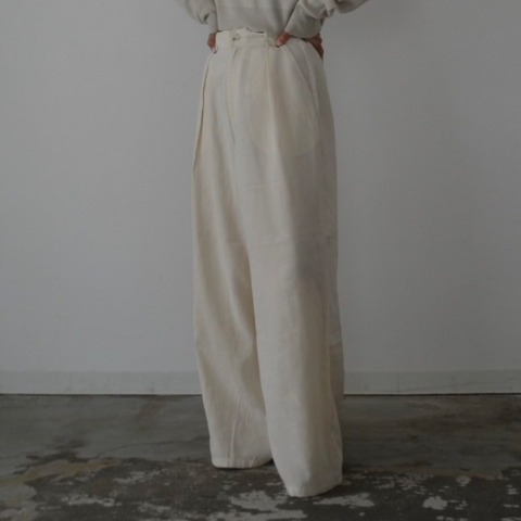 レディース　サテンストレートパンツ(hideka)