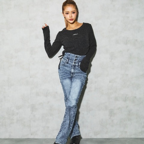 レディース　ハイウエストデニムフレアパンツ（かとみか）