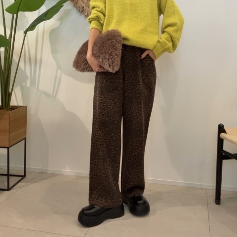 レディース　アニマル柄パンツ（saori）