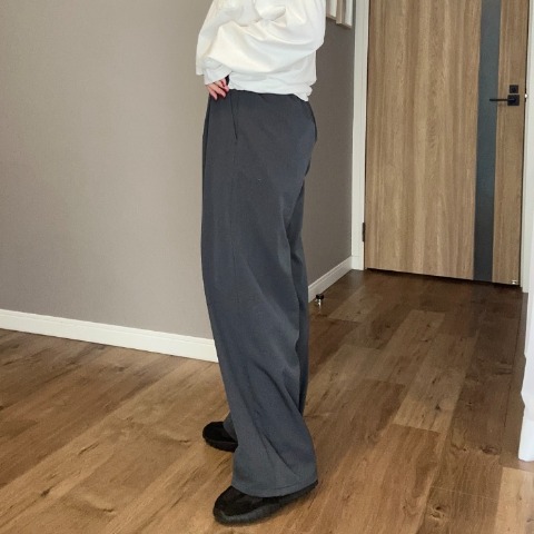 レディース　裏起毛タックストレートパンツ（ammy）