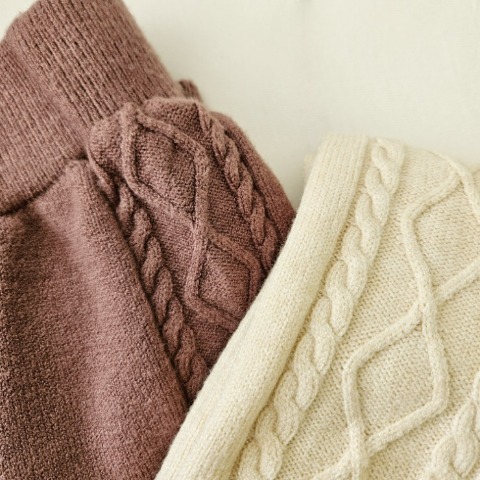 レディース　サイドケーブルラインパンツ（りんご）