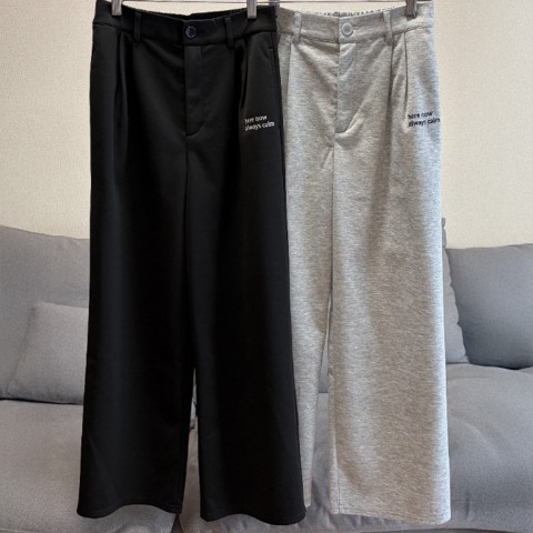 【低身長さん向け】レディース　刺繍ロゴタックスウェット（akaru）