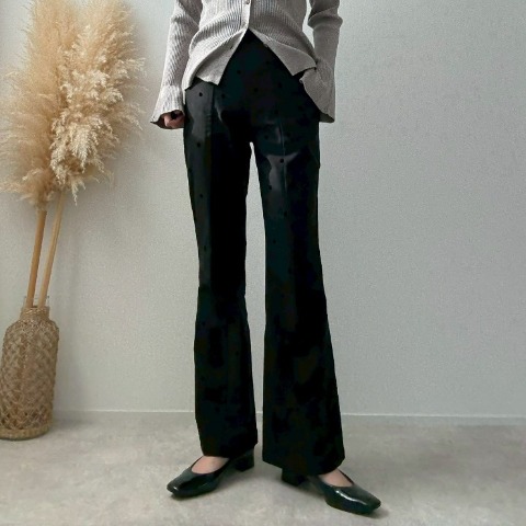 レディース　ドット柄ストレッチフレアパンツ（misato）