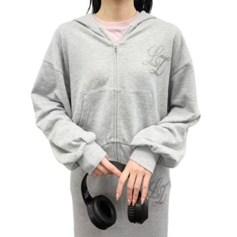 レディース　ラインストーンロゴジップパーカ（yuna）