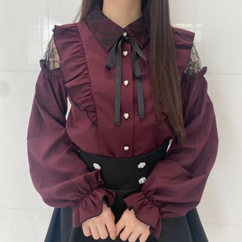 レディース　肩レースフリルブラウス（さねやろう）
