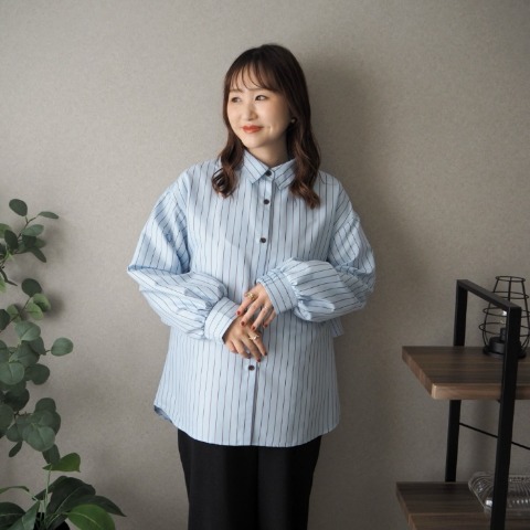 レディース　フリルストライプシャツ（omi）