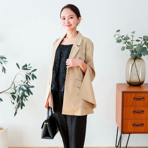 レディース　花柄プリーツビスチェ（serimash）