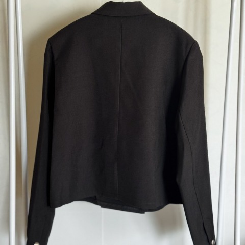 レディース　テーラードジャケット（yurika）