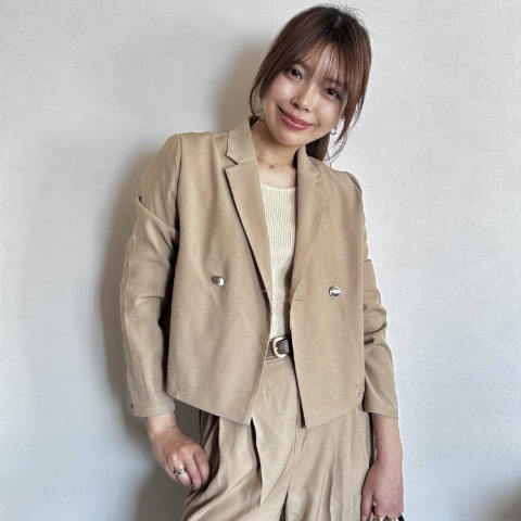 レディース　テーラードジャケット（yurika）