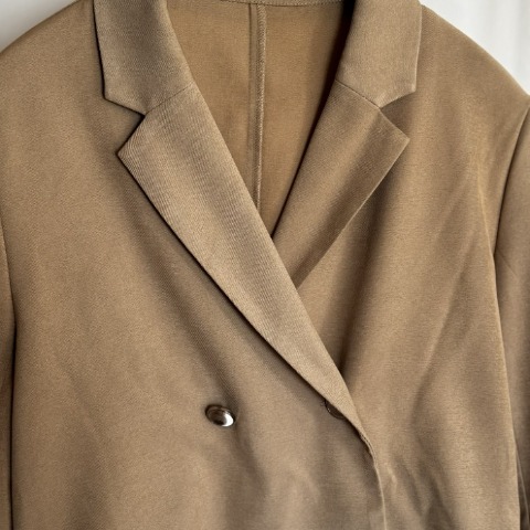 レディース　テーラードジャケット（yurika）