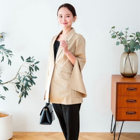 レディース　袖スリットパネルラインジャケット（serimash）