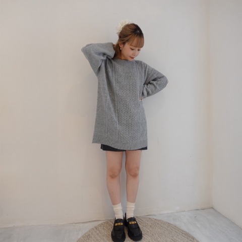 レディース　ケーブルビッグニットプルオーバー（miyu）
